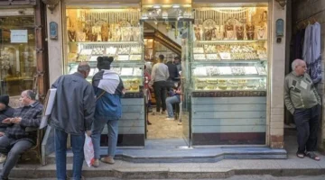 تراجع كبير في أسعار الذهب بمصر وعيار 21 يفقد 800 جنيه من قيمته